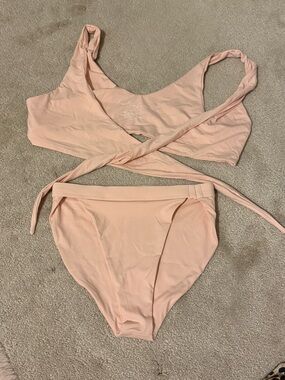 437 bikini set